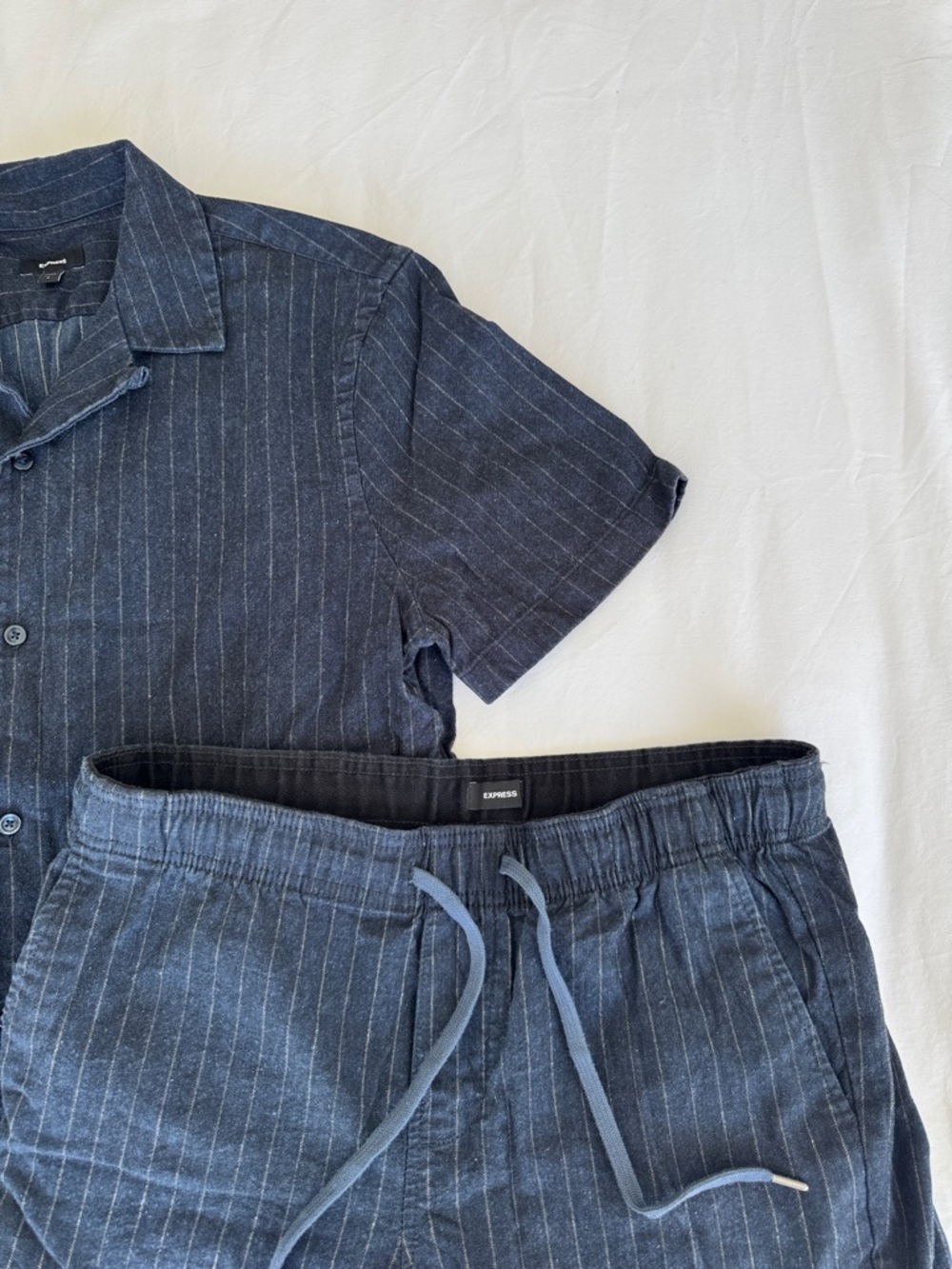 Express Men's Navy Pinstripe Short Sleeve Button-Down Shirt and Shorts Set - Picture 2 of 4